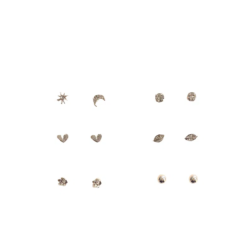 925