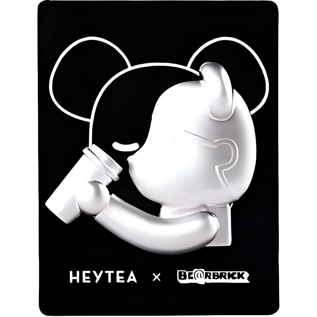 HEYTEA X BEARBRICK