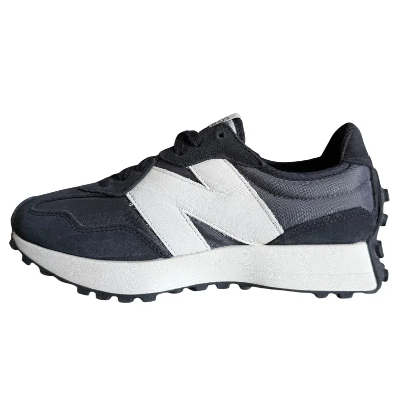 New Balance 327