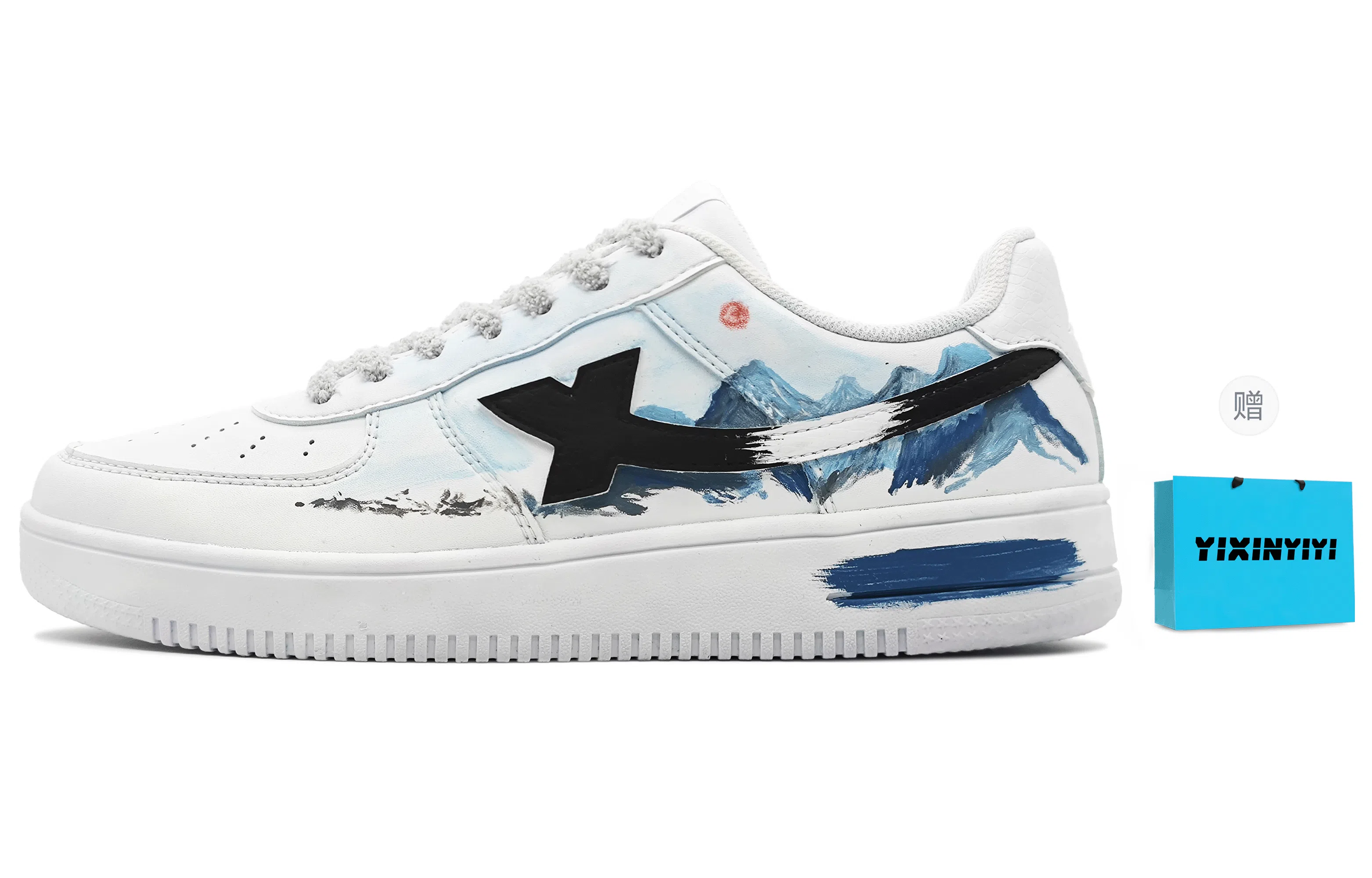 【定制球鞋】特步 空军一号 壹心制造 日照雪山 水墨涂鸦 艺术 礼盒款 时尚百搭 防滑耐磨包裹性 低帮 板鞋 男女同款 白蓝黑