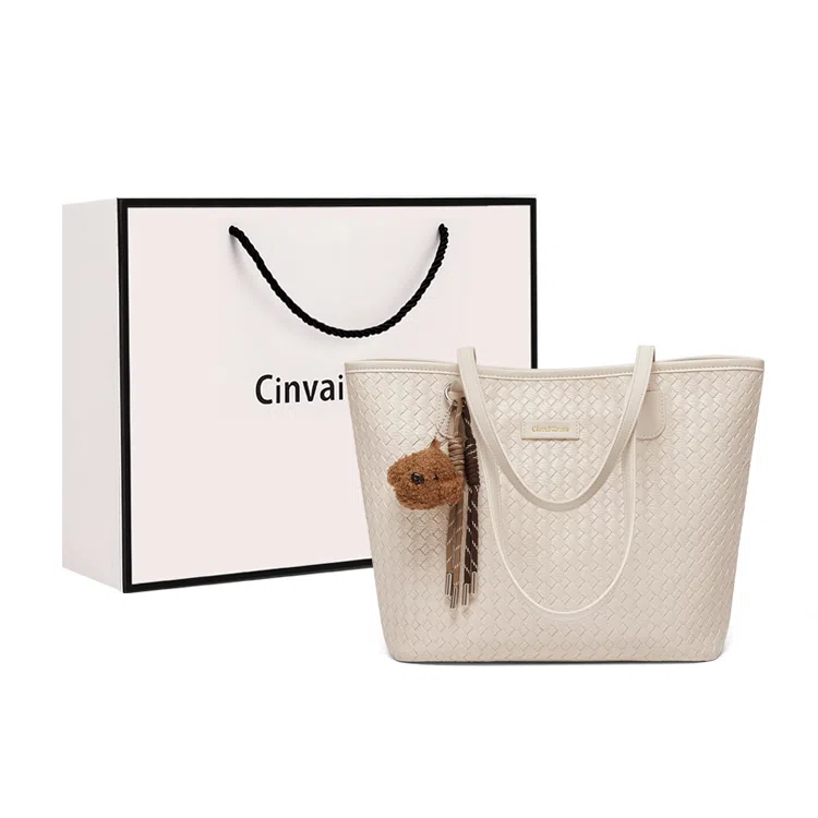 CinvaiKrose Tote