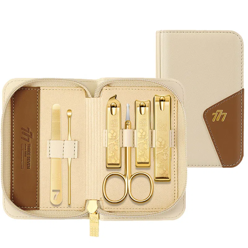 THREE SEVEN 777 14K 3D