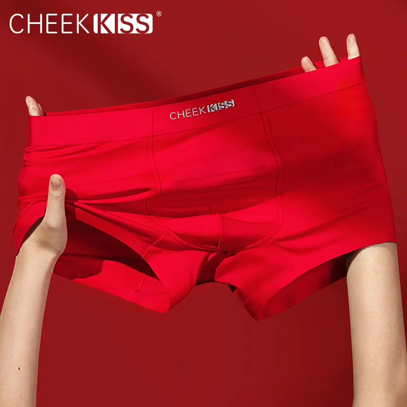 cheekkiss