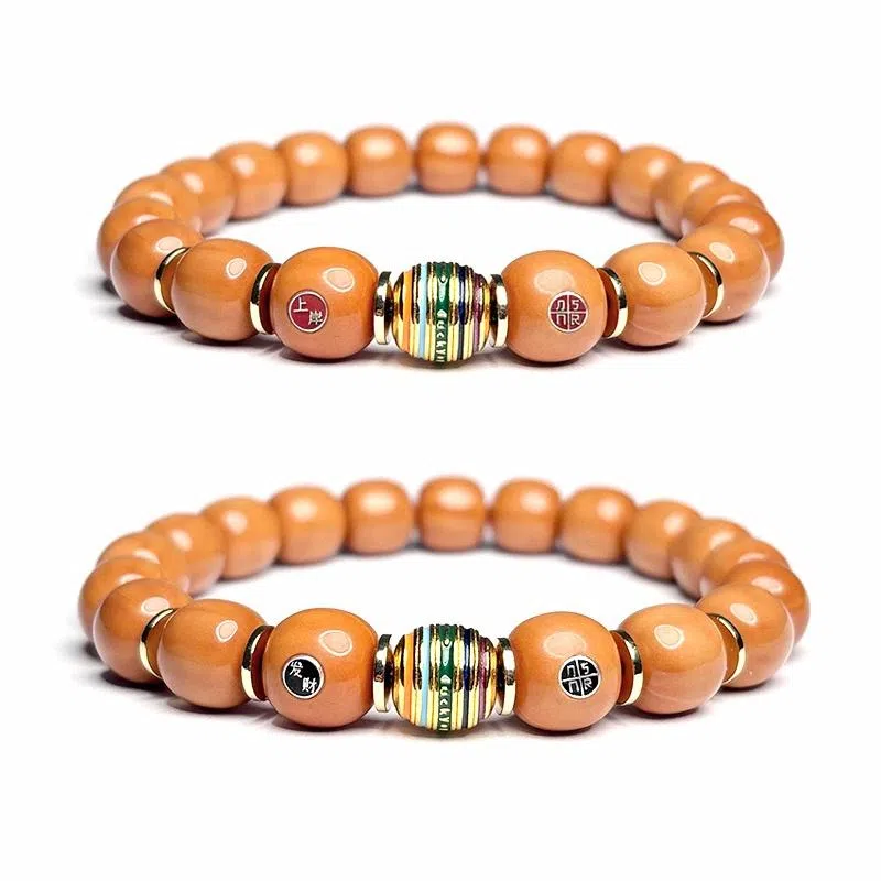 MOUNTAINS AND MANS 925