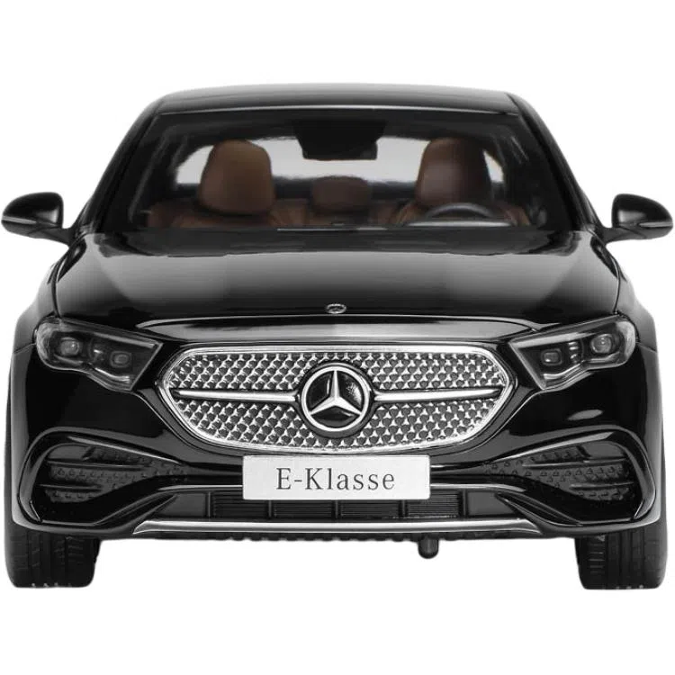 Mercedes-Benz E-Klasse E450 Model