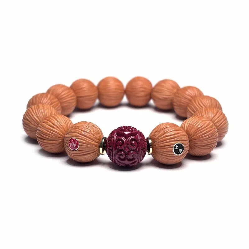 MOUNTAINS AND MANS 925