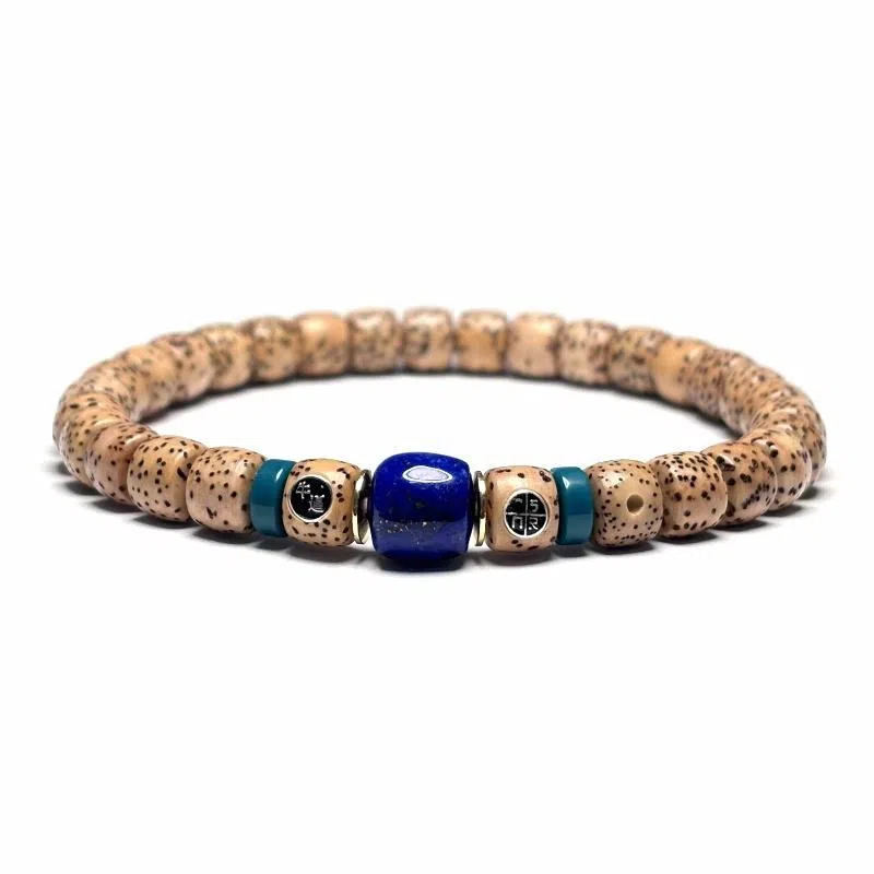 MOUNTAINS AND MANS 925