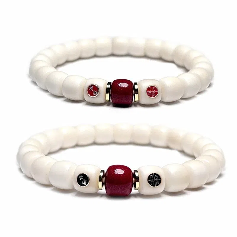 MOUNTAINS AND MANS 925