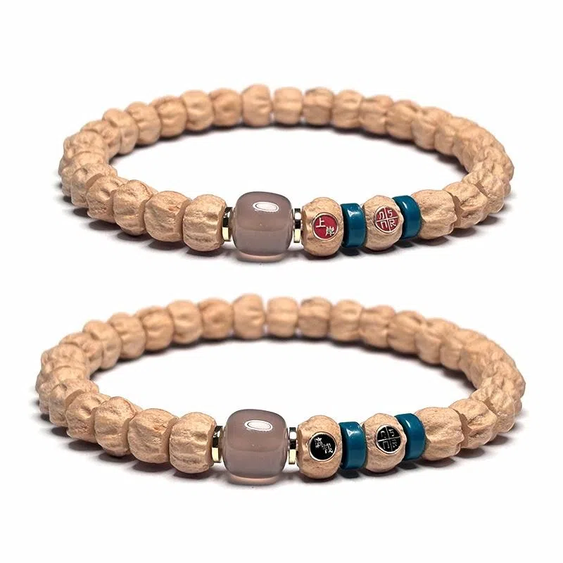 MOUNTAINS AND MANS 925