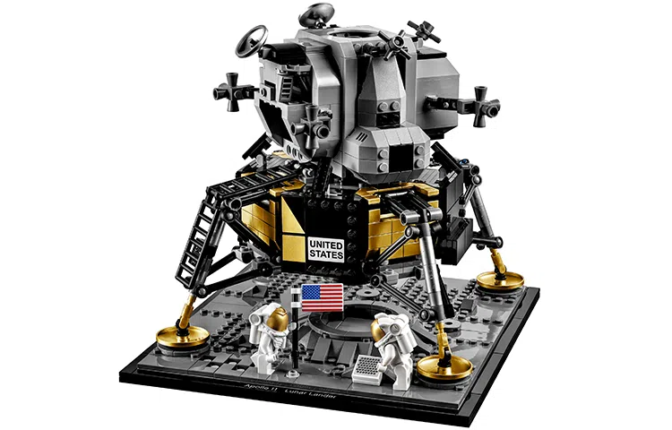 LEGO NASA Apollo 11 Lunar Lander 10266