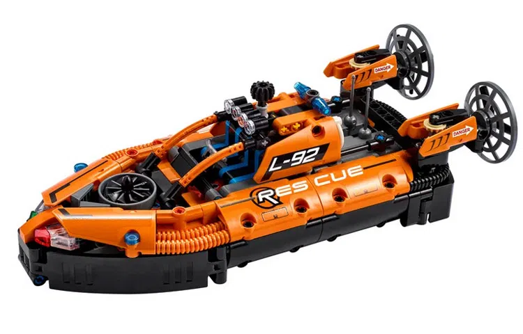 LEGO Technic 42120 Rescue Hovercraft