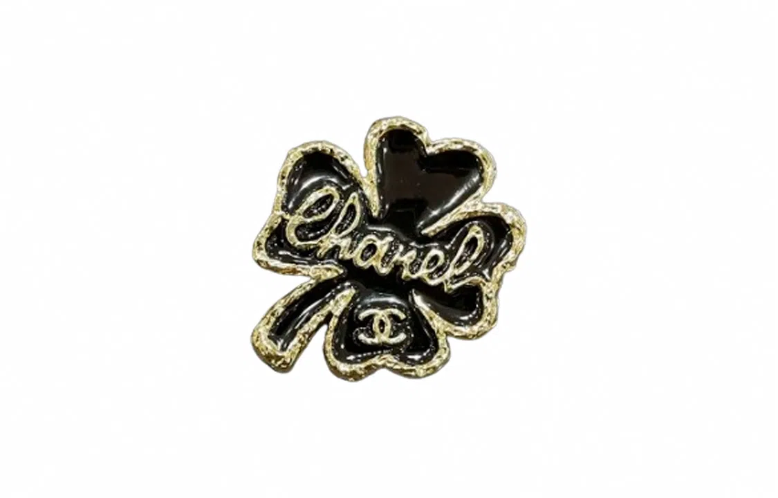 CHANEL 24P