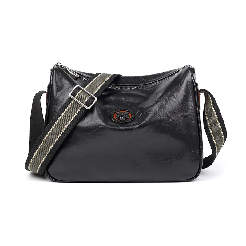 VIHUS Shoulder Bag