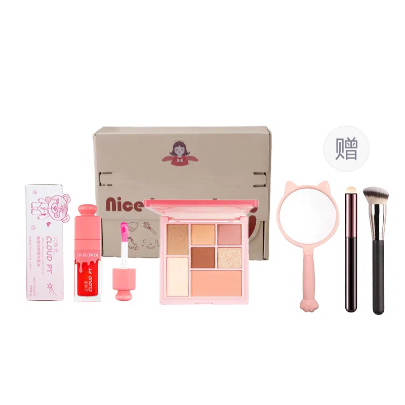 云诗茗 童趣萌眼彩妆礼盒 不卡粉修饰轮廓易上色气色自然 多功能腮红眼影盘 新手入门日常化妆品套装