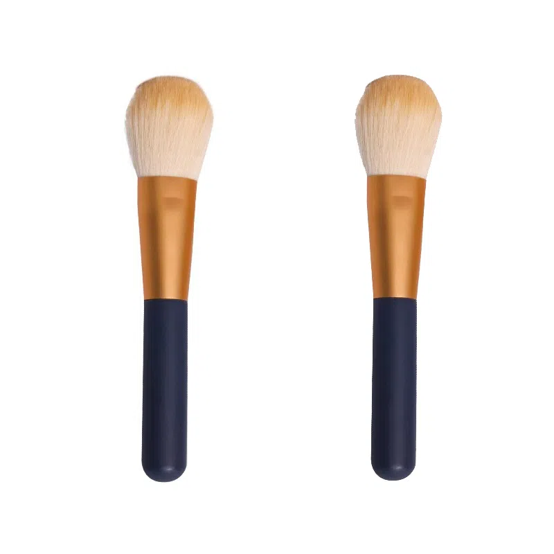 尔木萄  高清丝雾散粉刷 便携