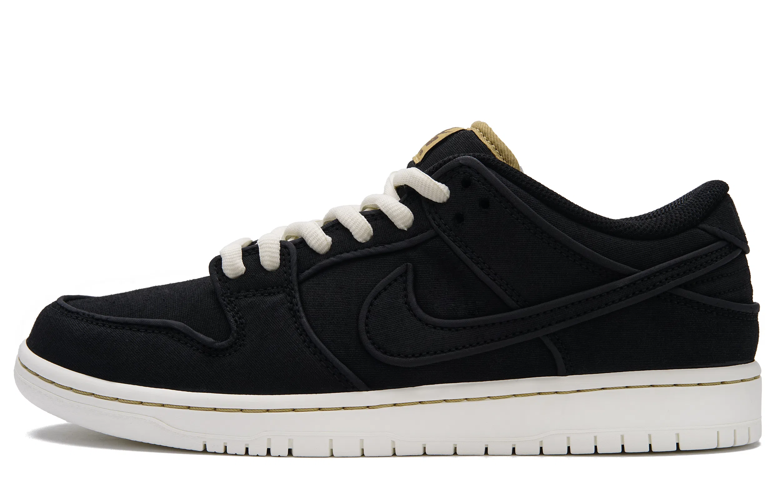 Nike Dunk SB "night raid 3.0"