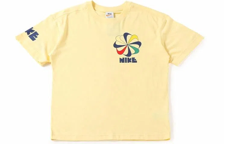 Nike Sportswear T