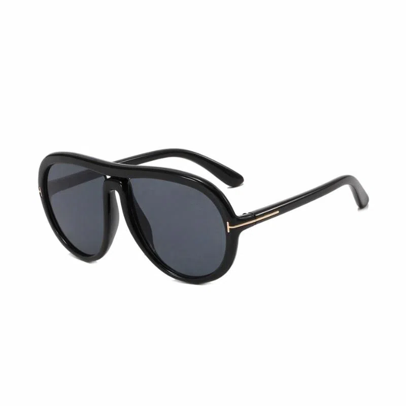 EQUIPMENTELEGANT T PC