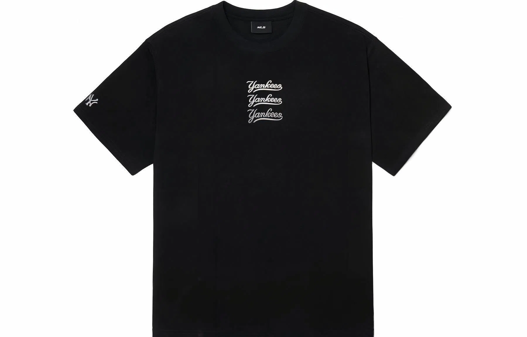 MLB T