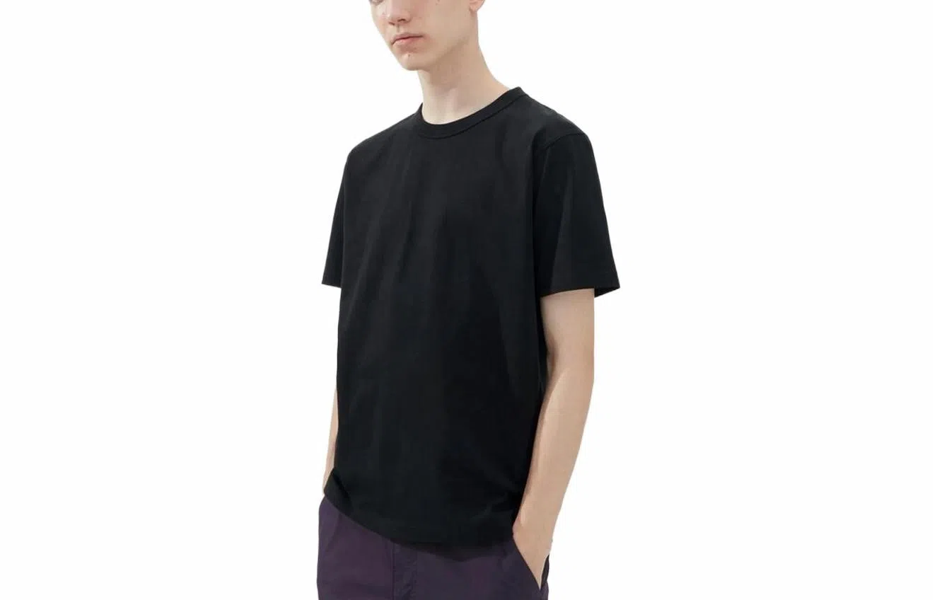 UNIQLO U Series Black Tee