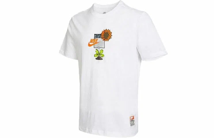 Nike Logo Graphic T-Shirt