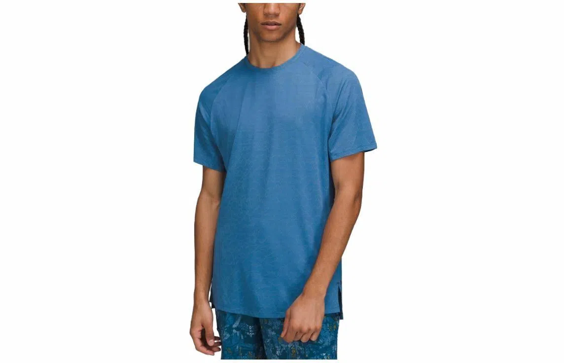 lululemon Textured Train T