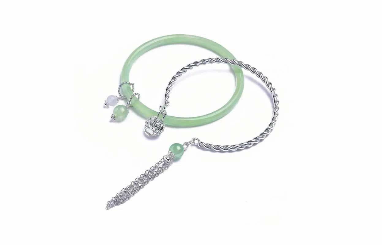 百利金 干枯玫瑰蝴蝶 优雅气质莹润温婉国潮新中式转运珠创意设计一步一响双圈叮当镯 琉璃 玉石手镯 男女同款情侣款