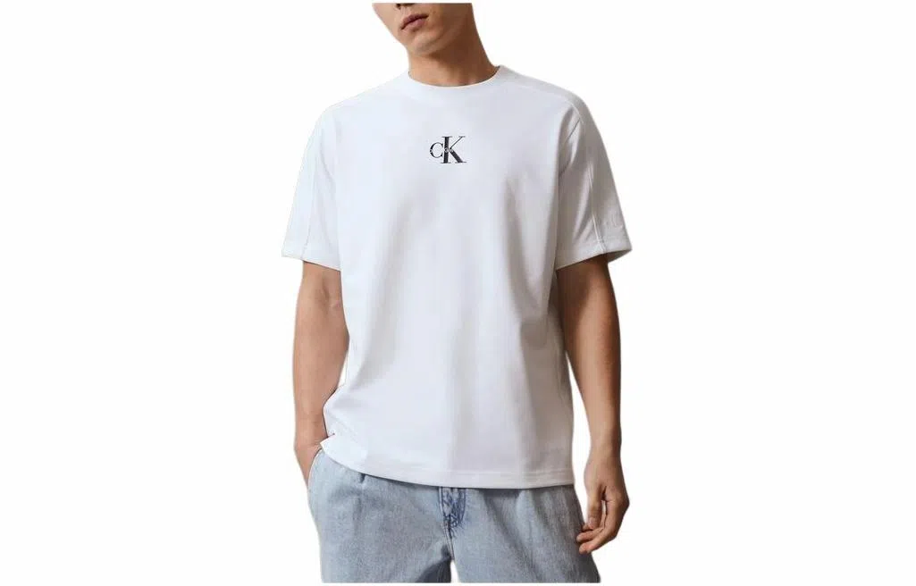 CKCalvin Klein T