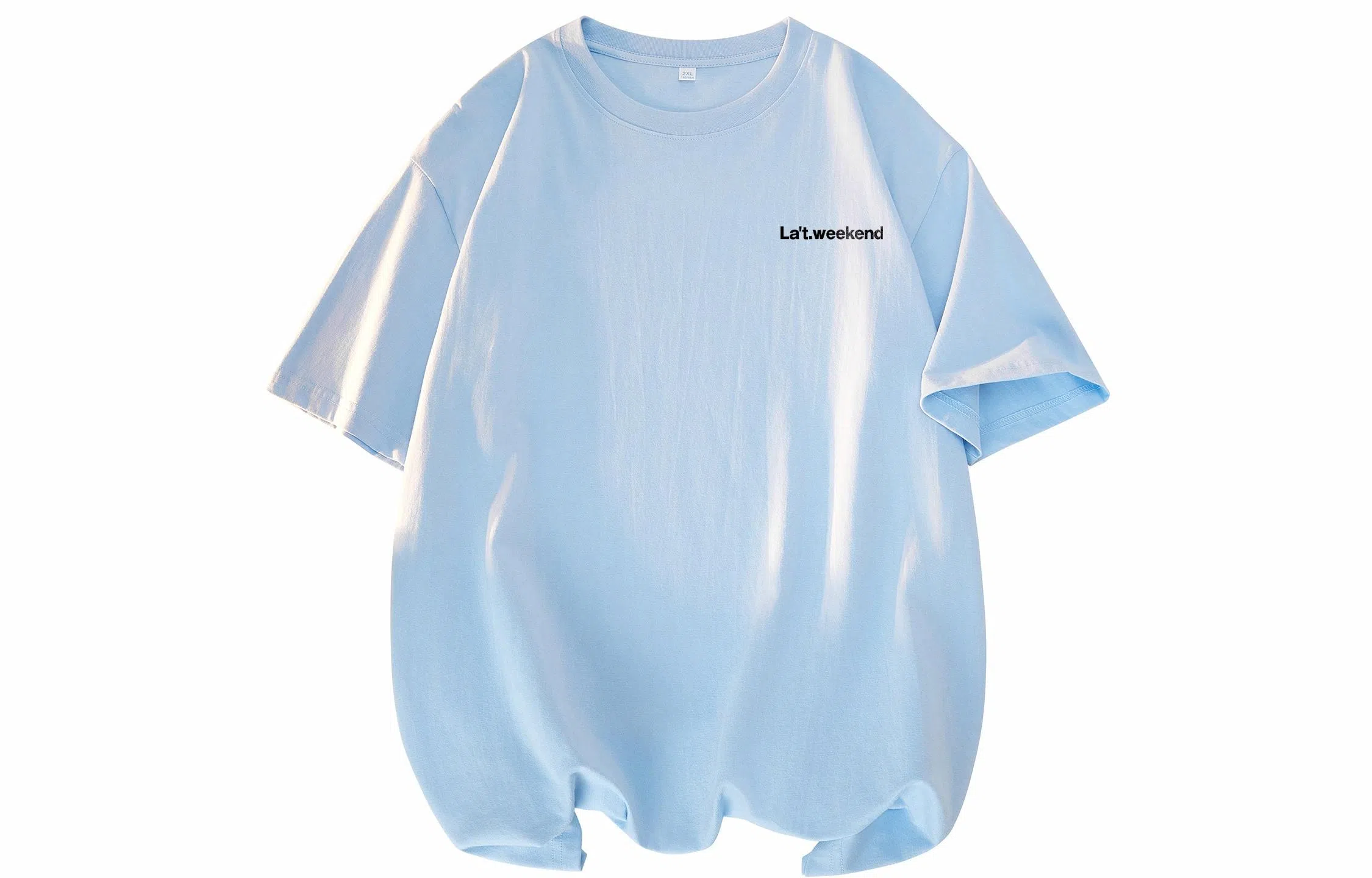 LA'T.WEEKEND LogoT