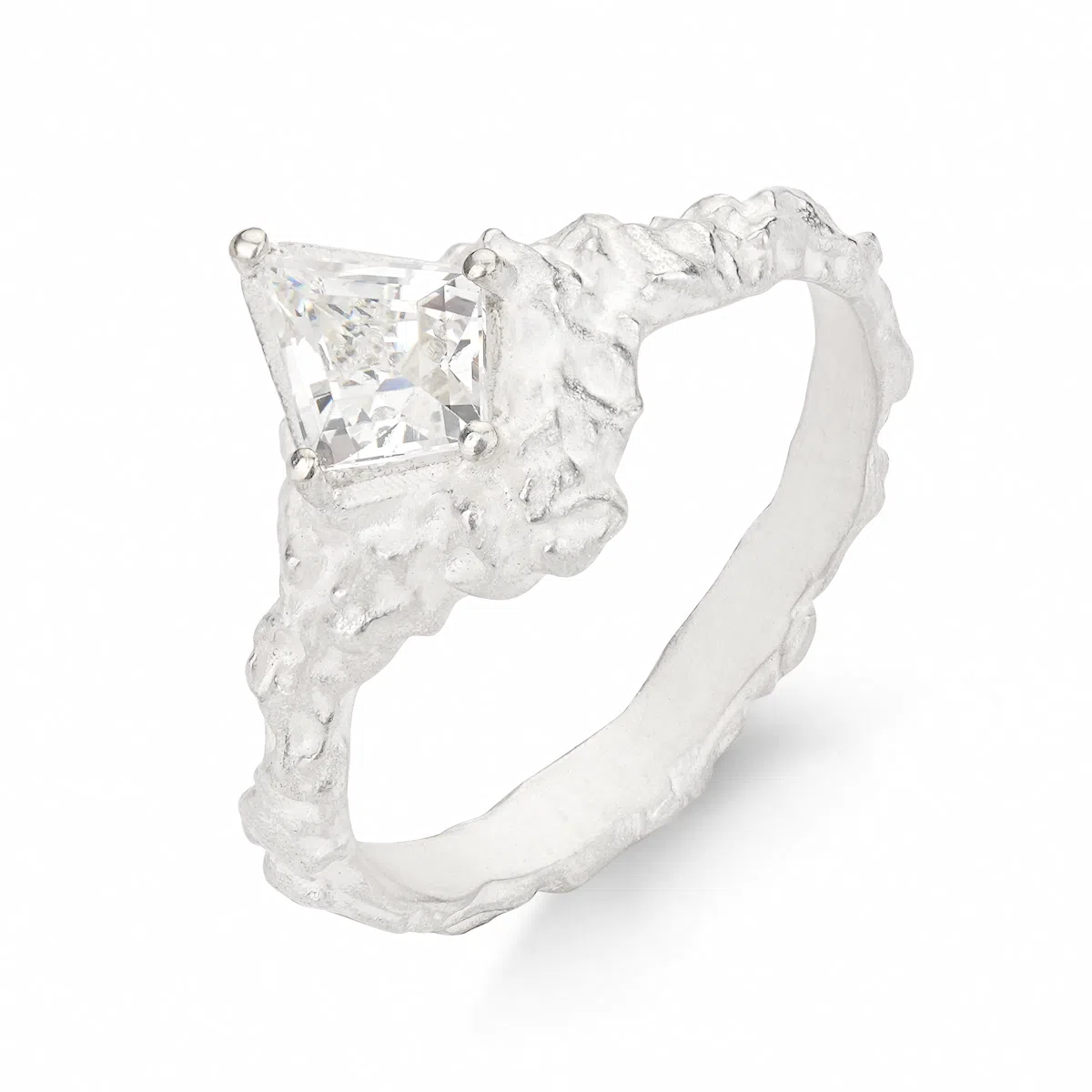 Empress 47 Concept 925