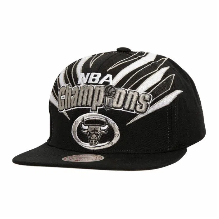 Mitchell Ness Lifestyle -