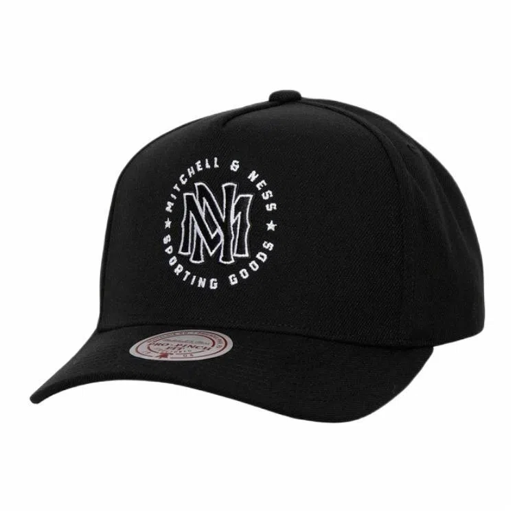 Mitchell Ness -