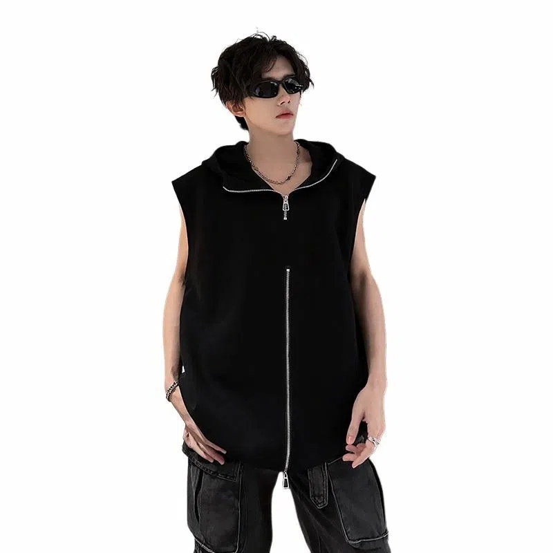URBAN AUTHENTIC T