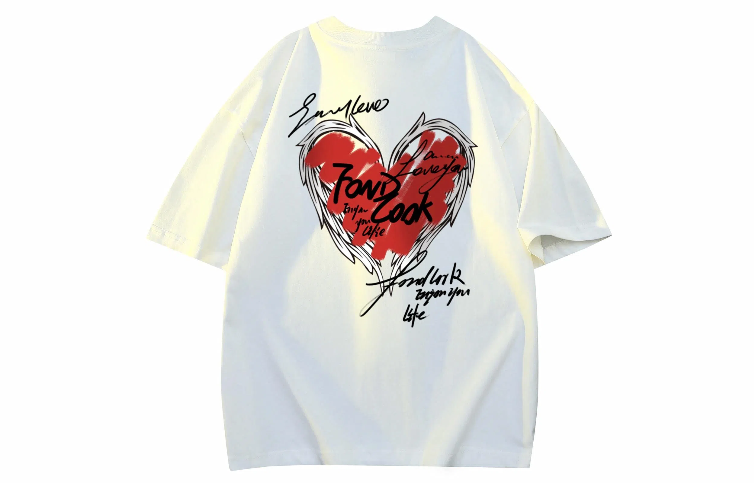 FONDLOOK Graffiti Heart Letter Tee Black
