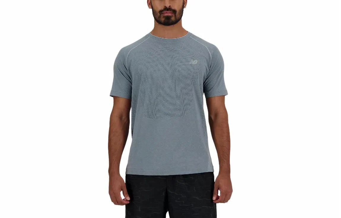 New Balance Logo T