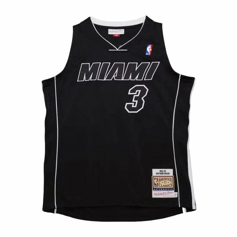 Mitchell Ness x NBA T