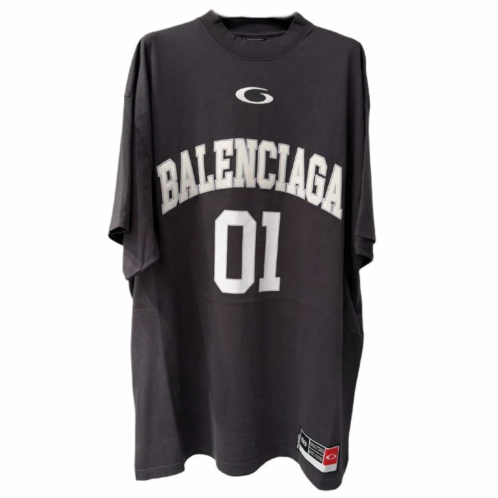 Balenciaga FW24 T