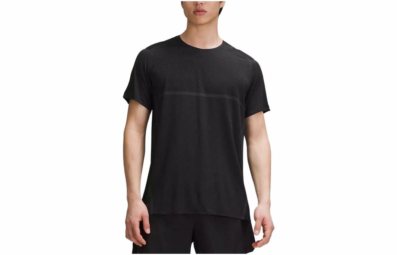 lululemon Fast and Free Breathe Light T