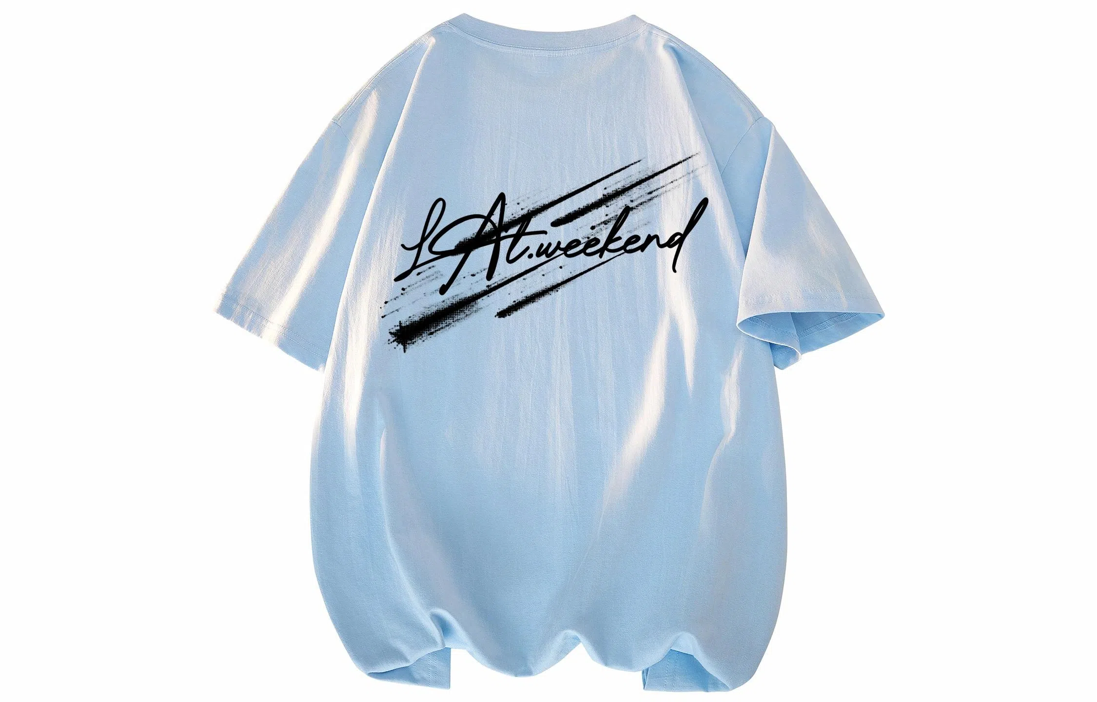 LA'T.WEEKEND T