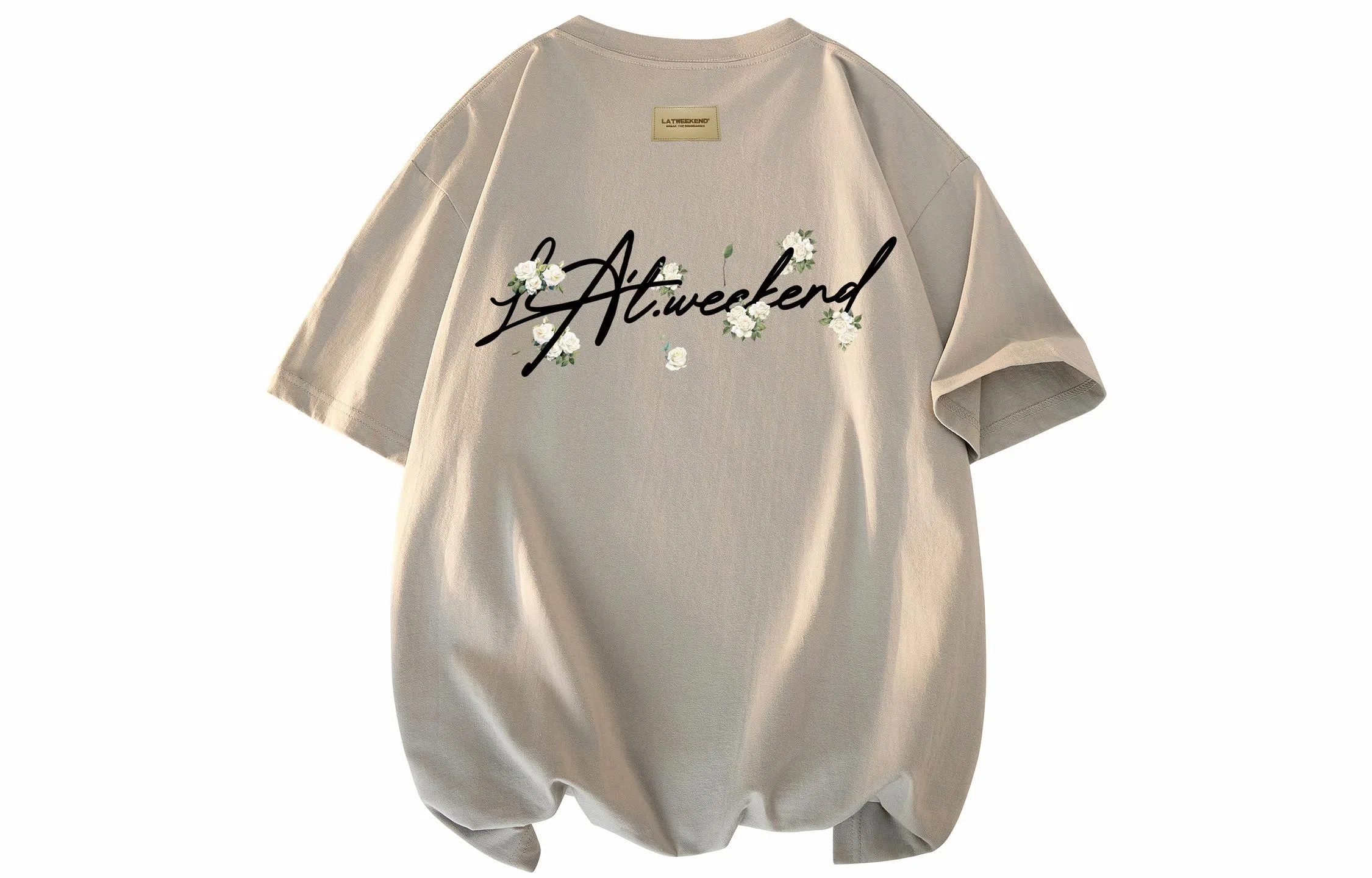 LA'T.WEEKEND LogoT