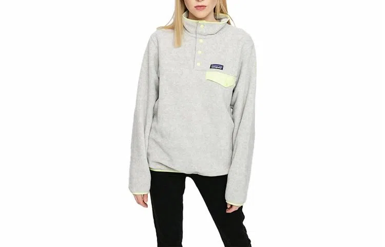 patagonia W's Synchilla Snap-T Pullover