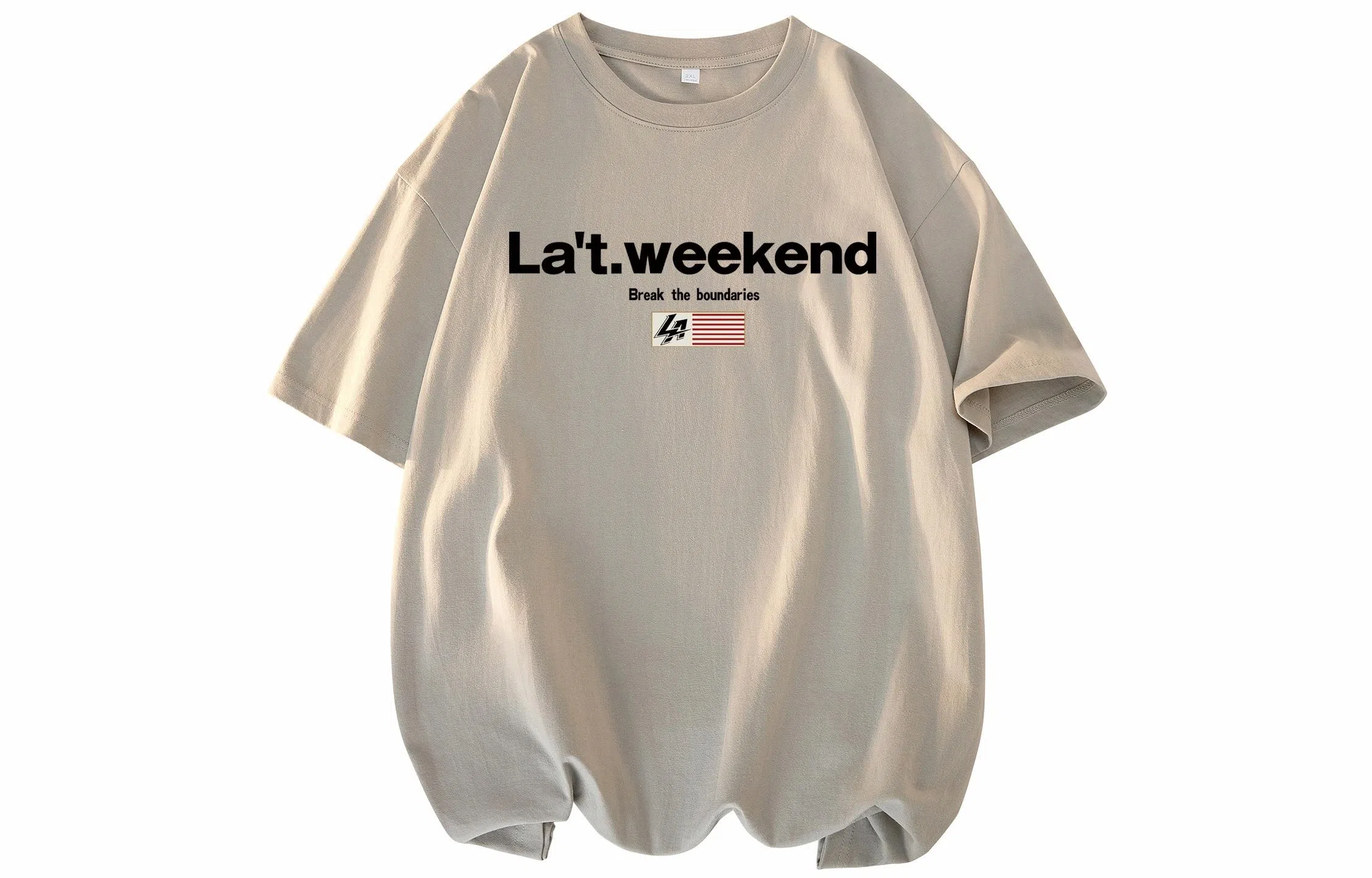 LA'T.WEEKEND LogoT