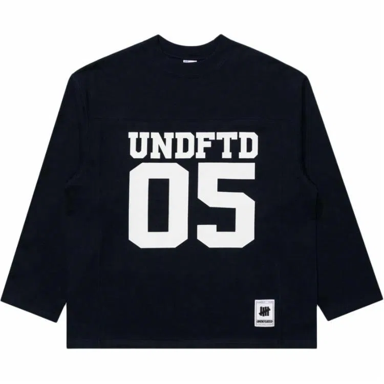 UNDEFEATED FW24 T