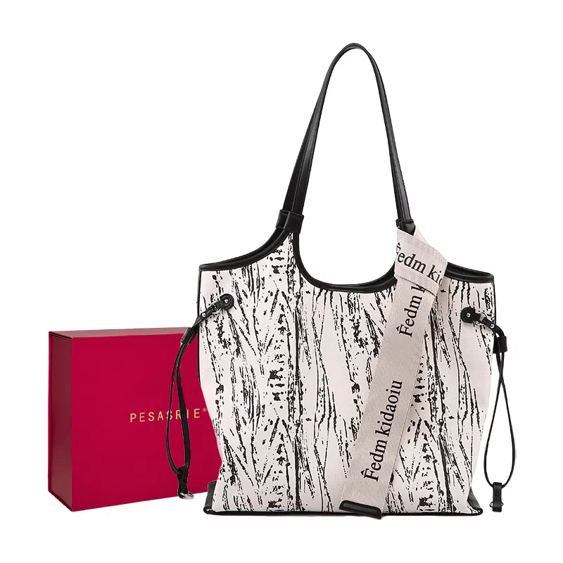 PESASRIE Tote