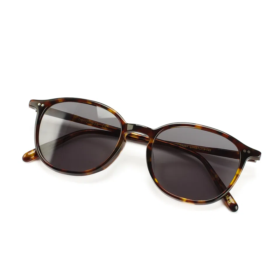 青雉作 英式复古惠灵顿细边墨镜 超轻开车灰色高清偏光镜防紫外线  小脸经典款 板材镜架 椭圆形 太阳眼镜 男女同款情侣款 玳瑁色 豆蔻色