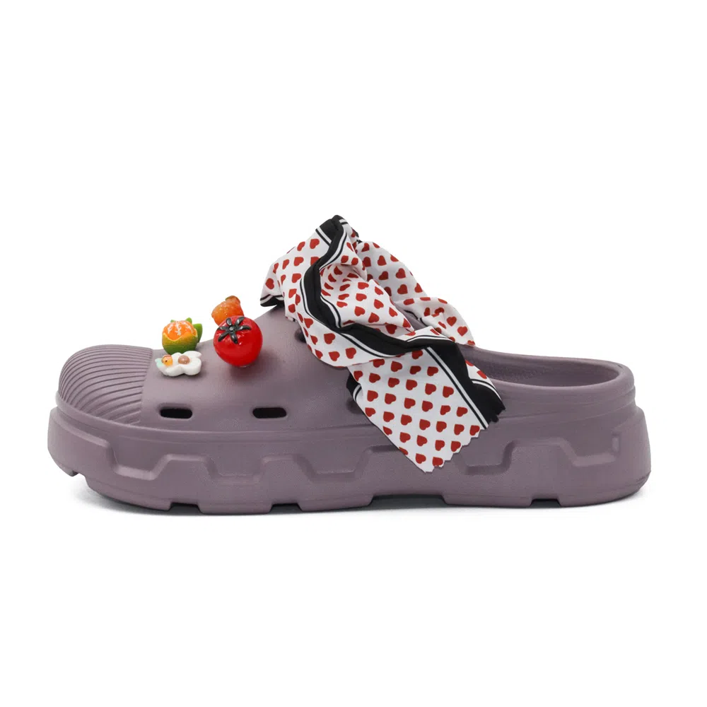 EASTERN CAMEL EVA DIY