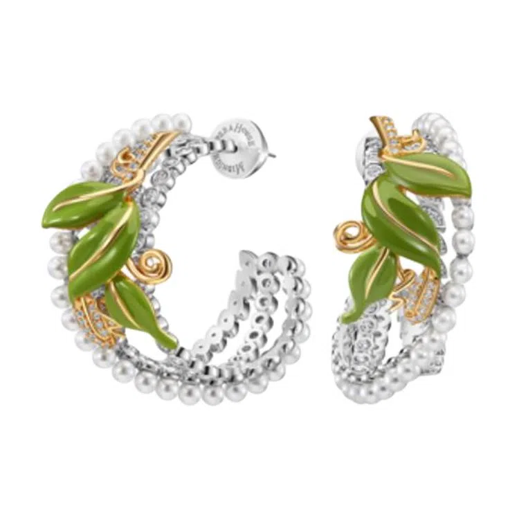 MIDNIGHT OPERA HOUSE