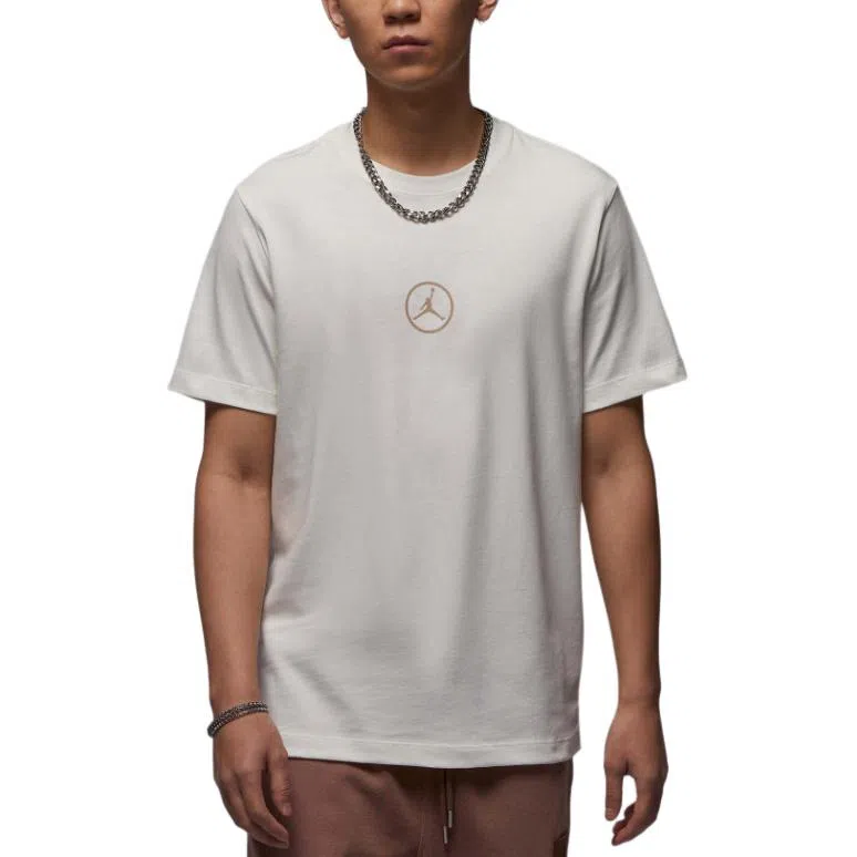 Jordan Flight EssentialsBRAND T