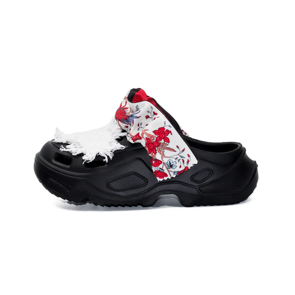 EASTERN CAMEL EVA DIY