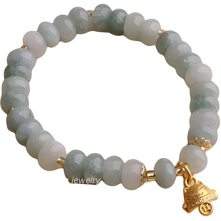 【怦然心动】 指尖瑰宝 好柿发生福气满满招桃花旺人缘招财纳福福禄相伴平安守护八方来财#好运天然 草莓晶 水晶手串 男女同款情侣款